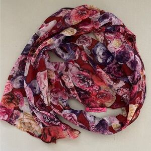 Betsey Johnson Never End Roses Scarf